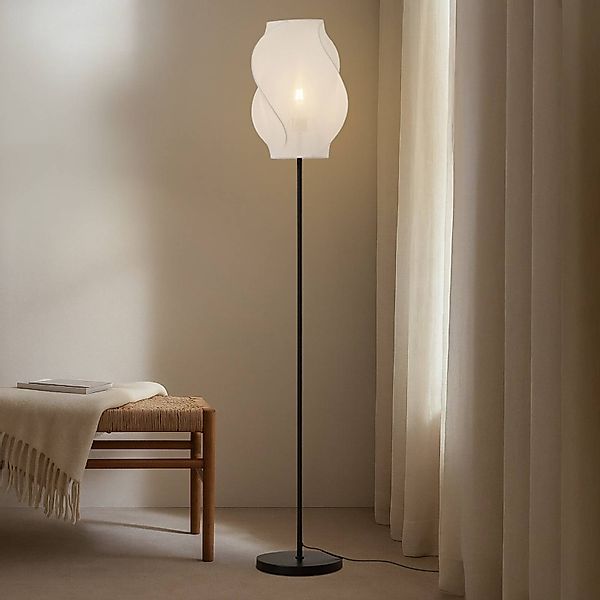 Lucande Stehleuchte Tovina, Textil, weiß, Höhe 165 cm günstig online kaufen