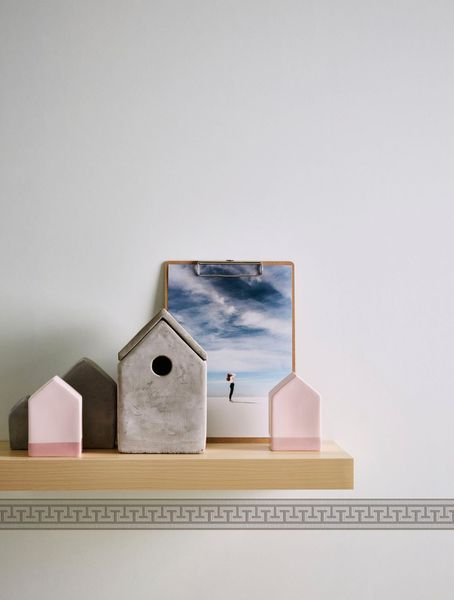 A.S. Création Borte selbstklebend Mäander  5 m x 4 cm Grau-Metallic günstig online kaufen