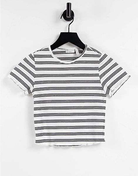 ASOS DESIGN – Kurzes, gestreiftes T-Shirt in Weiß und Schwarz mit gekräusel günstig online kaufen