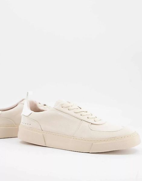 ASOS Unrvlled Spply – Sneaker in Weiß mit kontrastierender Lasche hinten günstig online kaufen