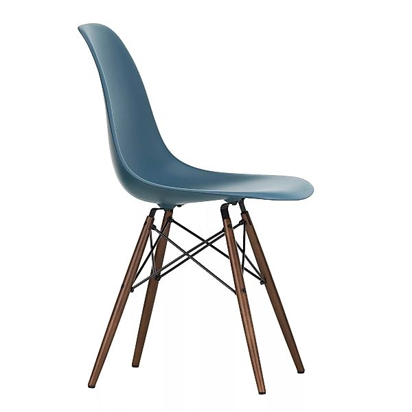 Vitra - Eames Plastic Side Chair DSW Gestell Ahorn dunkel - meerblau/Sitzsc günstig online kaufen