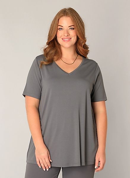 Base Level Curvy T-Shirt "Alba", mit V-Ausschnitt günstig online kaufen