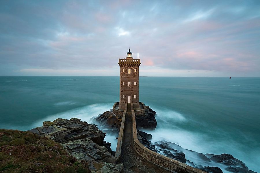 Papermoon Fototapete "Turm im Wasser" günstig online kaufen