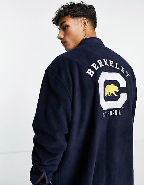 ASOS DESIGN – Berkeley – Oversize-Fleecehemd im 90er-Stil mit Stickerei auf günstig online kaufen