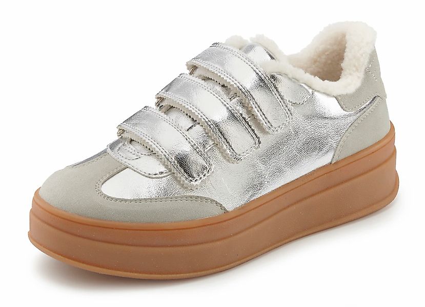 LASCANA Sneaker, Freizeitschuh, Halbschuh mit Teddyfell VEGAN günstig online kaufen