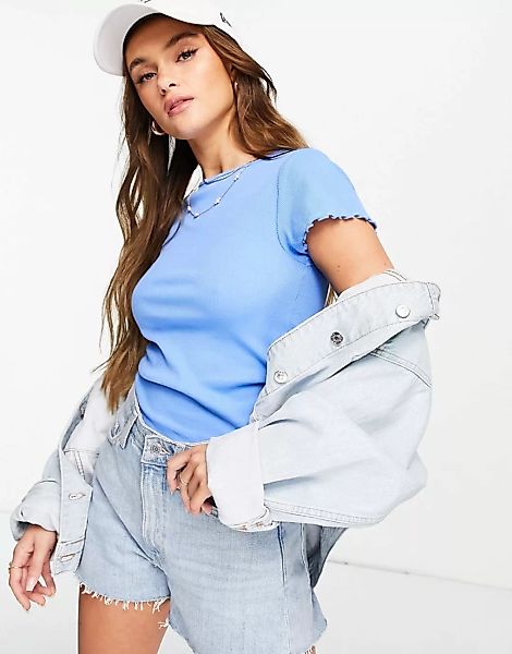 New Look – T-Shirt in Blau mit Rollsaum günstig online kaufen
