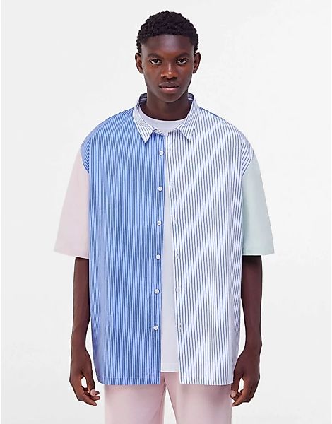 Bershka – Oversize-Hemd mit Streifenmuster im Bahnendesign in Blau günstig online kaufen