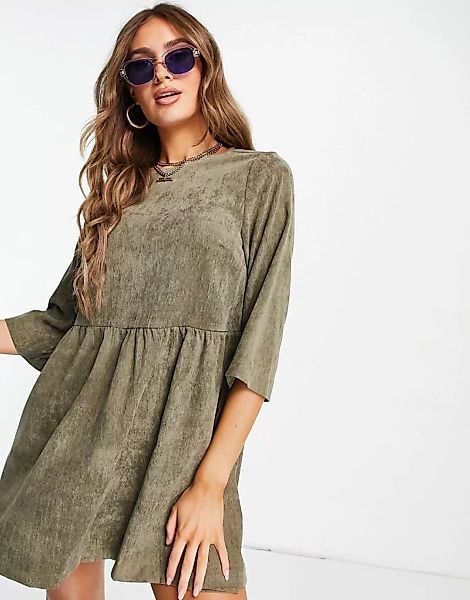 In The Style – Mini-Hängerkleid in Khaki-Grün günstig online kaufen