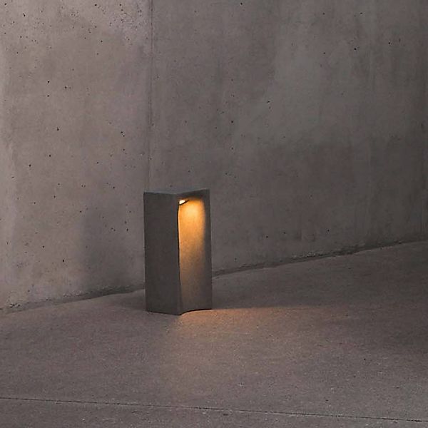LED-Sockelleuchte Grot, 3000K, grau, Beton, IP55, Höhe 40 cm günstig online kaufen