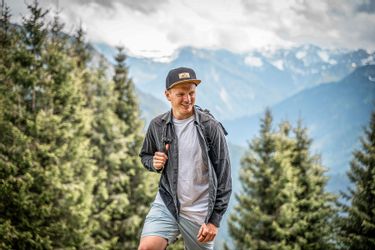 Jumping Bird Snapback Cap günstig online kaufen