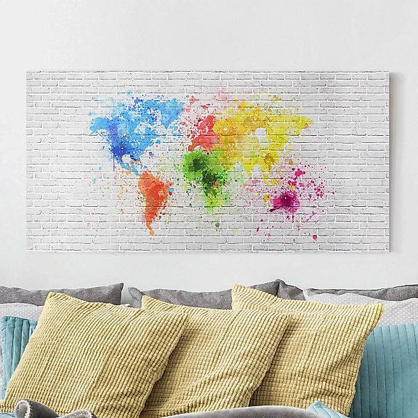 Leinwandbild Weltkarte - Querformat Weiße Backsteinwand Weltkarte günstig online kaufen