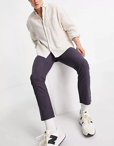 ASOS DESIGN – Schmal geschnittene Hose mit elastischem Bund aus anthrazitfa günstig online kaufen