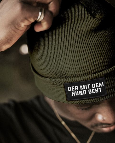 MoonWorks Strickmütze Herren Beanie mit Patch günstig online kaufen