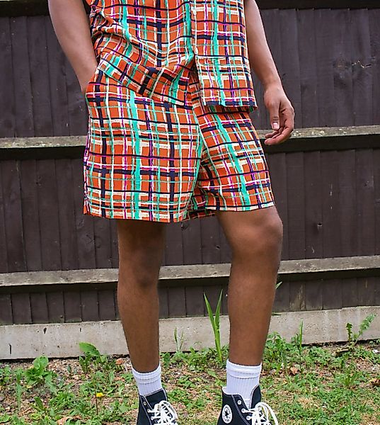 ASOS MADE IN KENYA – Karierte Shorts, Kombiteil-Rot günstig online kaufen