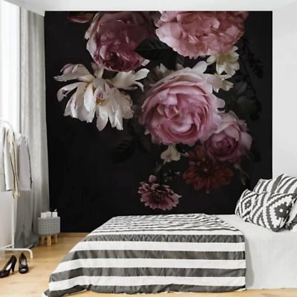 Bilderwelten Fototapete Rosa Blumen auf Schwarz schwarz Gr. 240 x 240 günstig online kaufen