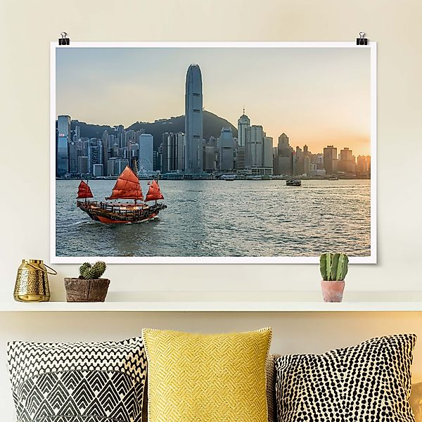 Poster Dschunke im Victoria Harbour günstig online kaufen