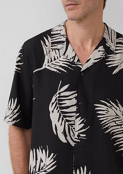 s.Oliver BLACK LABEL Kurzarmhemd Resort Fit: Kurzarmhemd aus Viskosemix Art günstig online kaufen