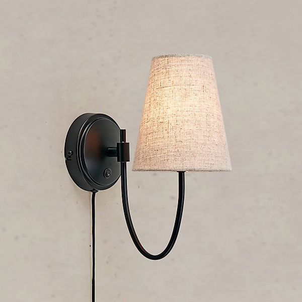 Markslöjd Wandleuchte Amar, beige/schwarz, Stecker, E14 günstig online kaufen