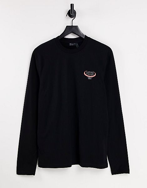ASOS DESIGN – Langärmliges Shirt aus Bio-Baumwolle in Schwarz mit Logo-Prin günstig online kaufen