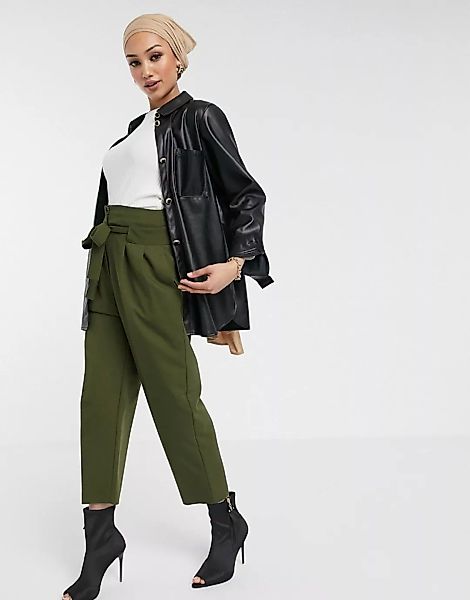 ASOS DESIGN – Figurbetonte, knöchellange Hose mit Bindegürtel-Grün günstig online kaufen