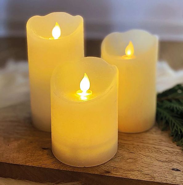 LED Kerzen 3 Stück Stumpenkerze Echtwachs Weiß tanzende Flamme mit Fernbedi günstig online kaufen