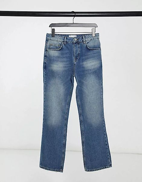 ASOS DESIGN – Bootcut-Jeans in verwaschenem Mittelblau günstig online kaufen