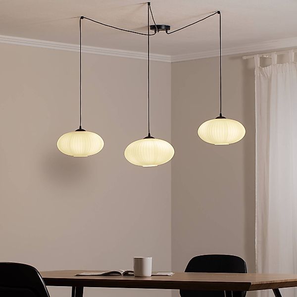 Hängelampe Origo, opal/schwarz, dezentral, Glas, 3-flg. günstig online kaufen