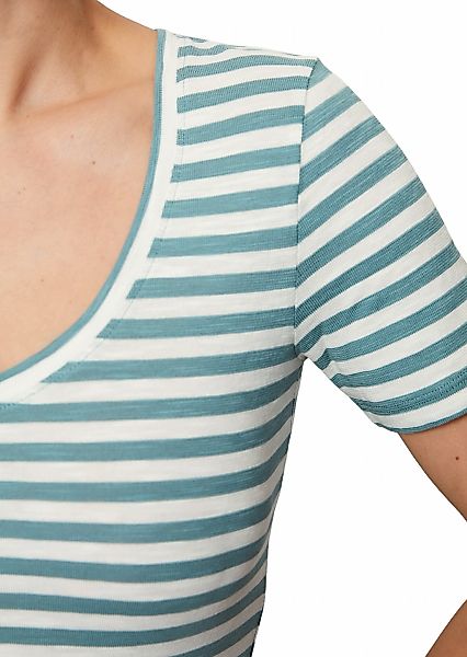 Marc OPolo T-Shirt, abgerundeter V-neck, locker gewirkter Slub-Jersey-Quali günstig online kaufen