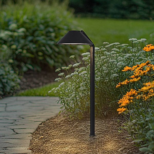 Lindby LED-Erdspießleuchte Capelo, schwarz, Metall, 77cm günstig online kaufen