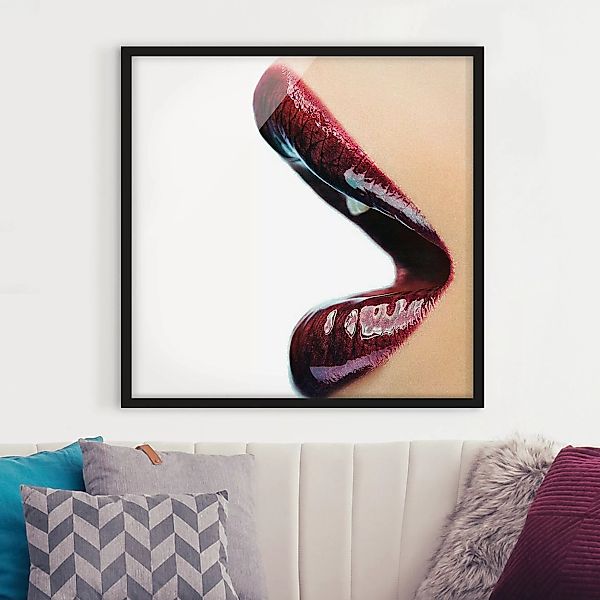 Bild mit Rahmen Portrait - Quadrat Kiss My Lips! günstig online kaufen