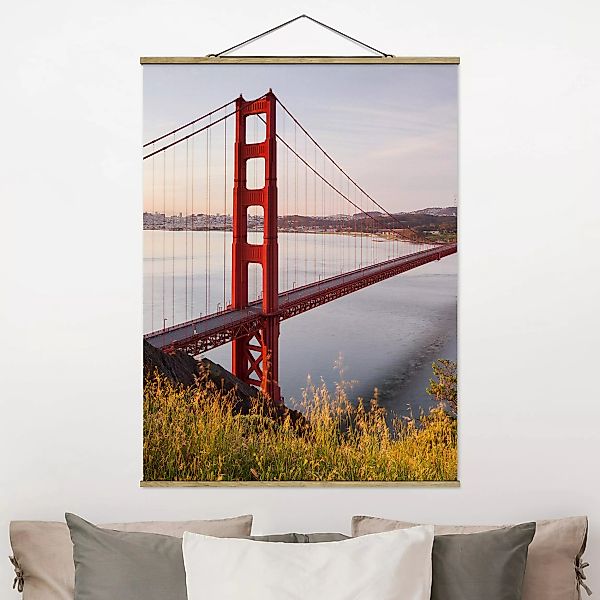 Stoffbild Architektur mit Posterleisten - Hochformat Golden Gate Bridge in günstig online kaufen