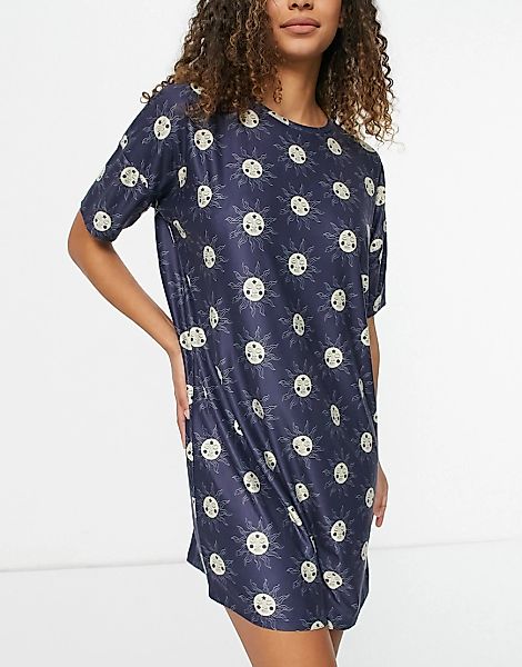 Urban Threads – T-Shirt-Kleid in Marineblau mit Sonnenmuster günstig online kaufen