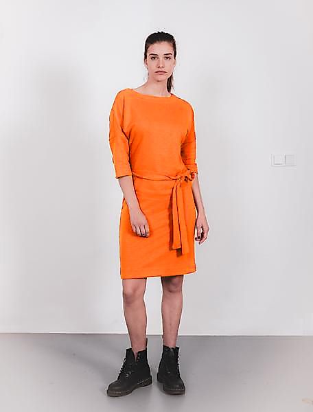 Super Schones Kleid Aus Sweatshirtstoffabfällen günstig online kaufen