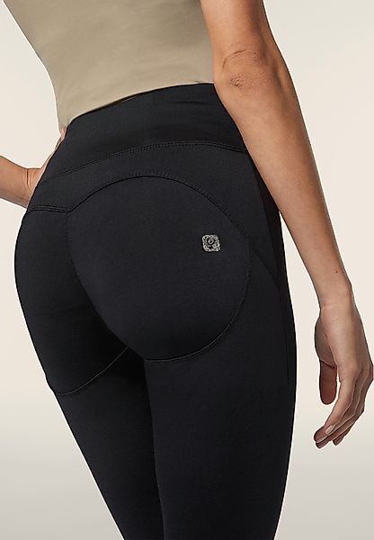 Freddy Leggings "WRUP SUPERSKINNY 7/8 HIGHWAIST CORE" mit Lifting & Shaping günstig online kaufen