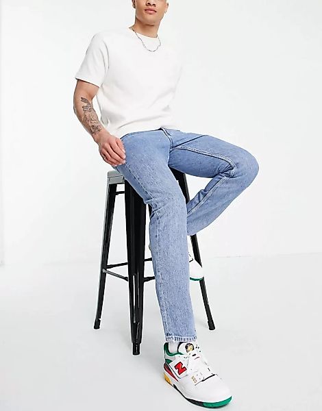 Weekday – Pine – Jeans in Himmelblau günstig online kaufen