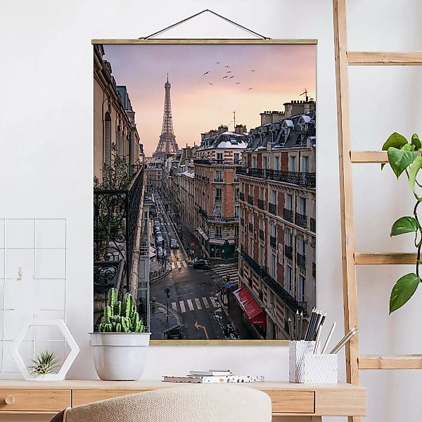 Stoffbild mit Posterleisten Eiffelturm bei Sonnenuntergang günstig online kaufen