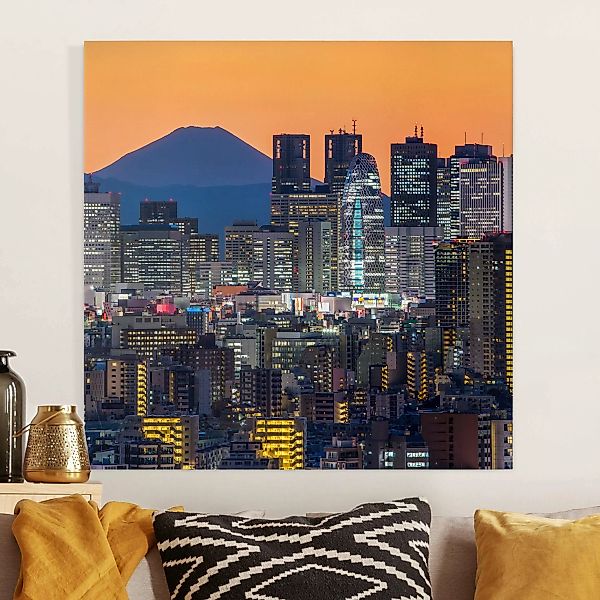 Leinwandbild Tokio mit dem Fuji am Abend günstig online kaufen