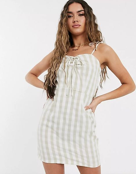 Missguided – Trägerkleid mit Vichymuster-Mehrfarbig günstig online kaufen