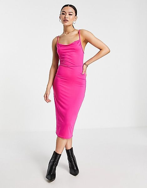 ASOS DESIGN – Figurbetontes Midi-Trägerkleid in Pink mit Wasserfallausschni günstig online kaufen