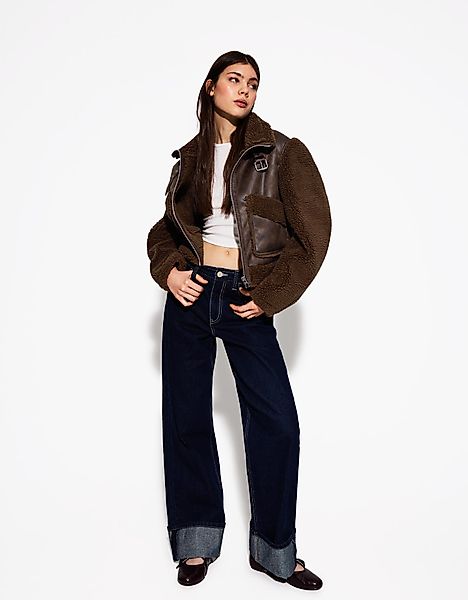 Bershka Doubleface-Jacke Mit Ärmeln Aus Lammfellimitat Damen M Braun günstig online kaufen