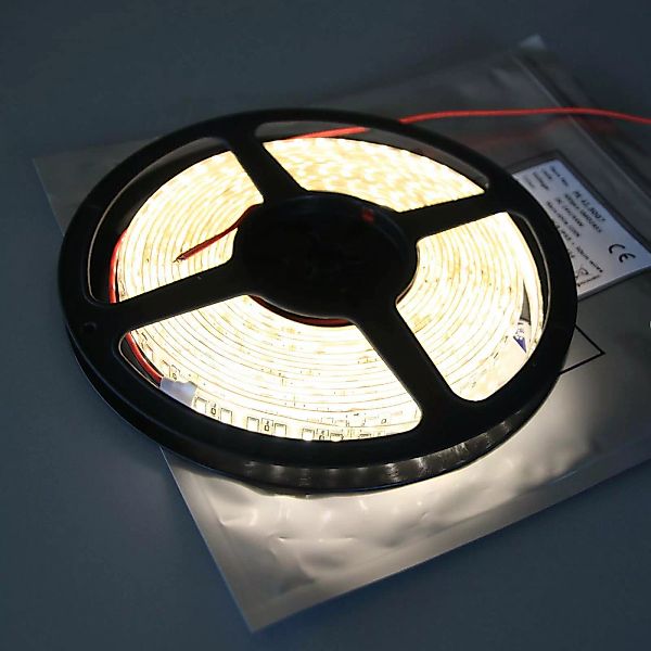 LED-Strip Mono 600 IP54 65 W Warmweiß 3.200 K günstig online kaufen