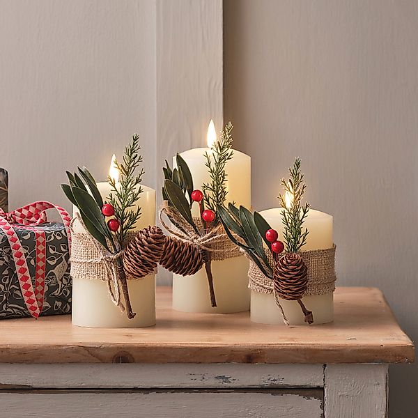 3er Set TruGlow® LED Kerzen Echtwachs mit Winterlaub günstig online kaufen
