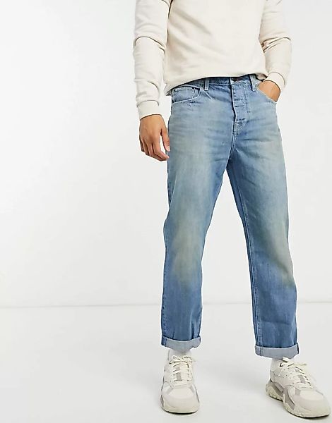 ASOS DESIGN – Gerade geschnittene Jeans mit kurzem Bein in hellem Altblau, günstig online kaufen