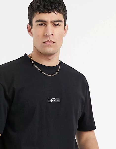 Topman – Signature – T-Shirt in Schwarz mit Aufnäher günstig online kaufen