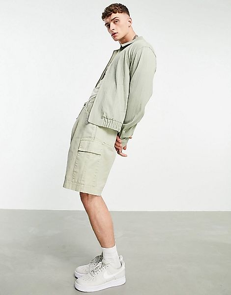 ASOS DESIGN – Elegante Harrington-Jacke in Salbeigrün mit Knitterstruktur, günstig online kaufen