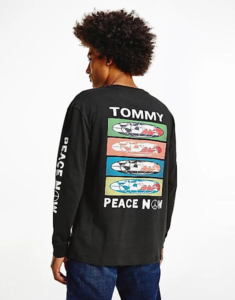 Tommy Jeans – Langärmliges Oberteil in Schwarz in legerer Passform mit mono günstig online kaufen