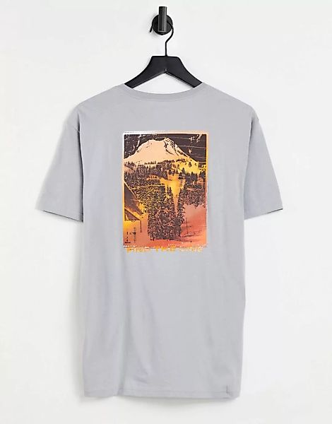Columbia – Pikewood – T-Shirt in Grau mit Grafikprint am Rücken günstig online kaufen