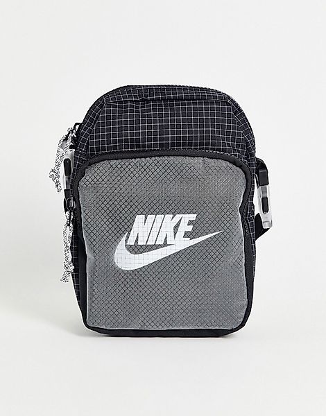 Nike – Heritage – Umhängetasche aus Ripstop in Schwarz günstig online kaufen