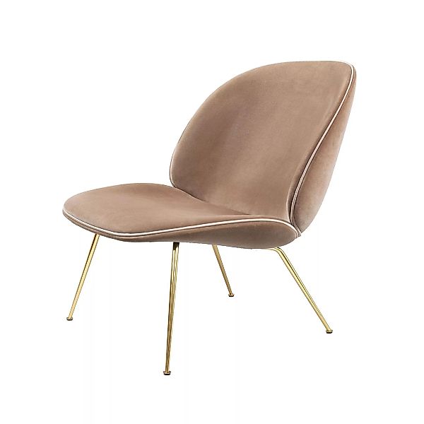 Gubi - Beetle Lounge Chair Samt Gestell Messing - beige/Samt Velluto G075/2 günstig online kaufen