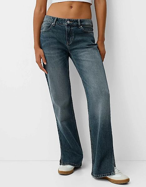 Bershka Jeans-Schlaghose Mit Seitlichem Schlitz Damen 40 Ausgewaschenes Bla günstig online kaufen